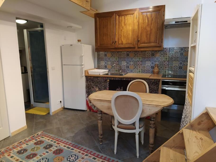 Acheres-la-Foret Superbe Appartement Dans Charmant Corps De Ferme מראה חיצוני תמונה